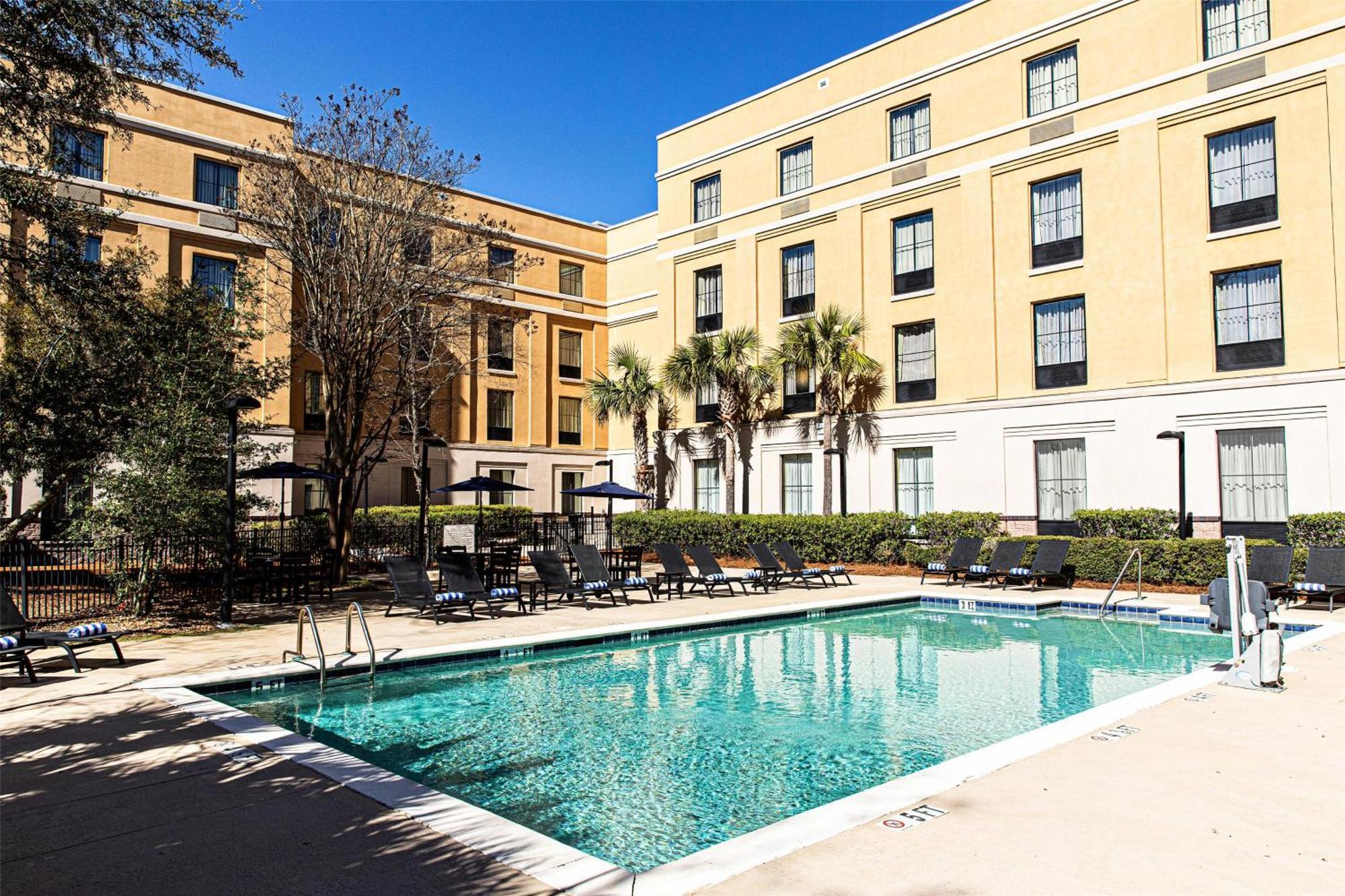 Hampton Inn Charleston-Daniel Island Exterior foto